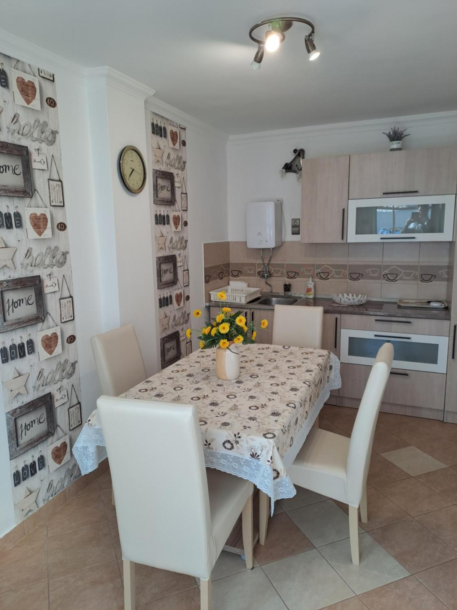 Katarina Apartman Hajdúszoboszló Exterior foto