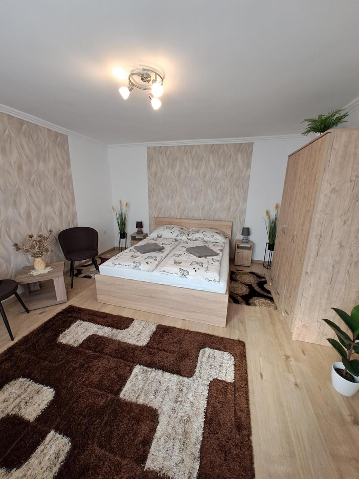 Katarina Apartman Hajdúszoboszló Exterior foto